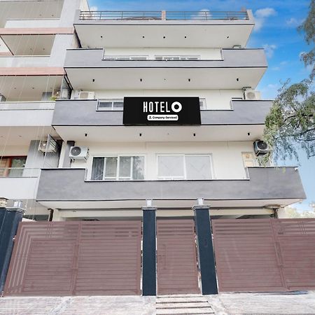 Super Hotel O Sector 43 غورغاون المظهر الخارجي الصورة