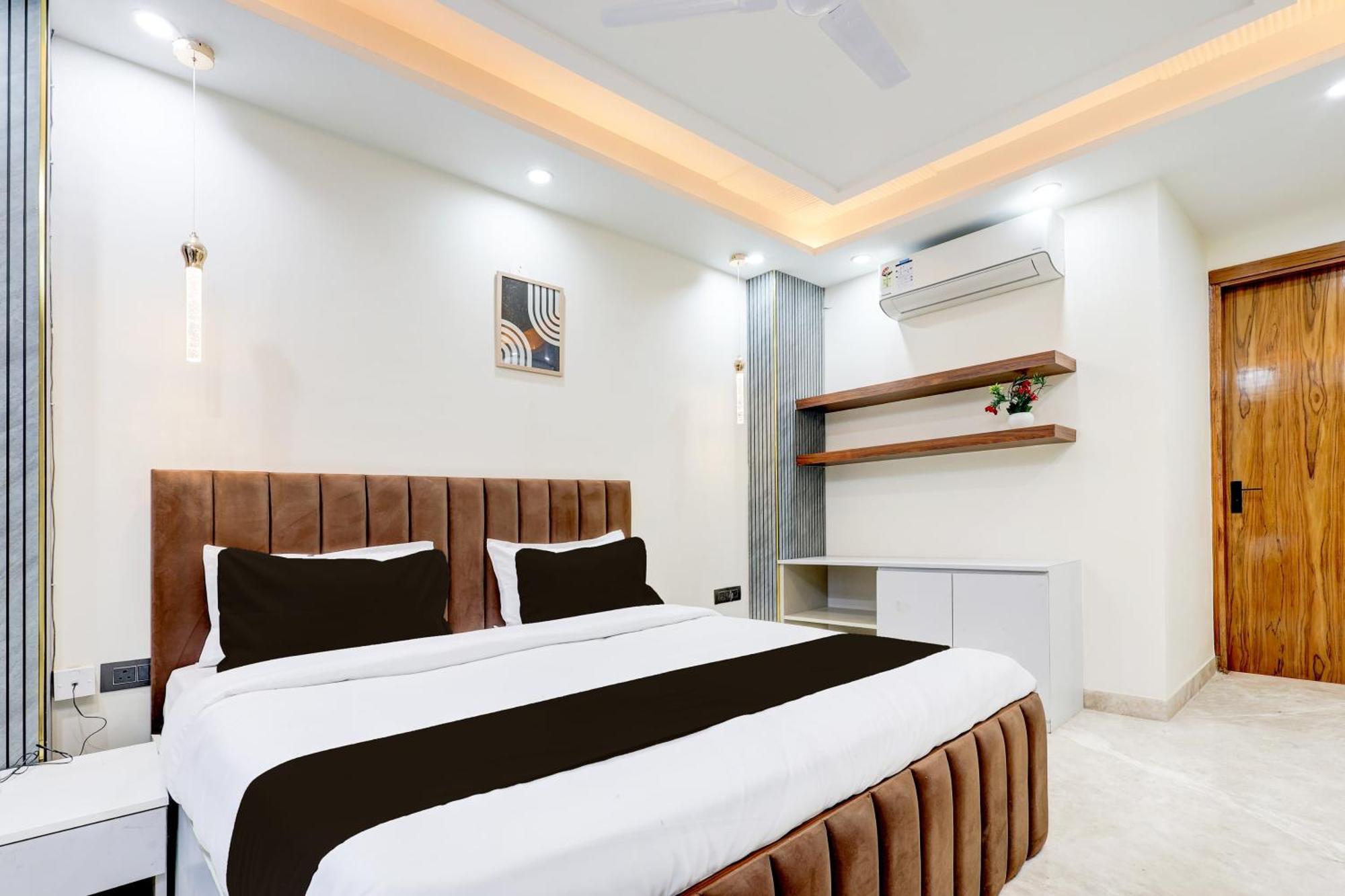 Super Hotel O Sector 43 غورغاون المظهر الخارجي الصورة