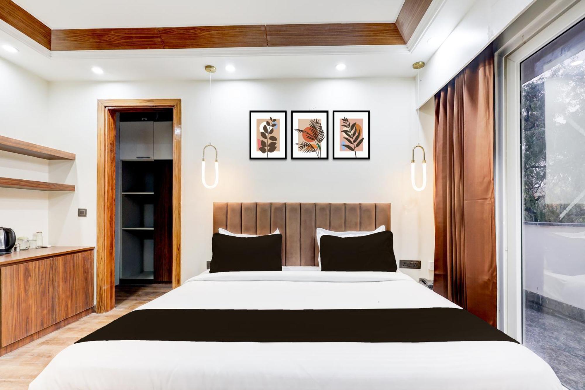 Super Hotel O Sector 43 غورغاون المظهر الخارجي الصورة